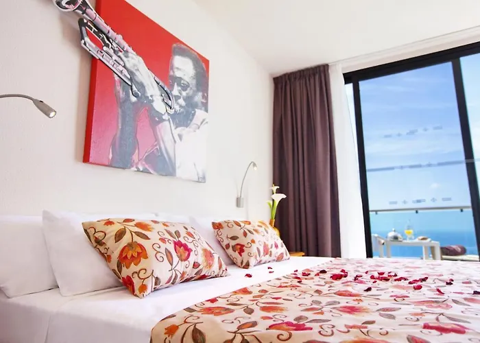Апарт-отель Royal Sun 4*