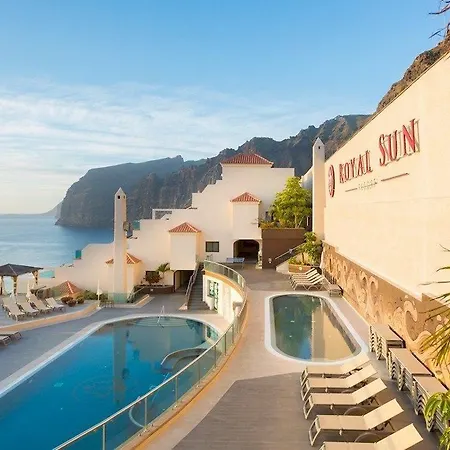 Royal Sun Aparthotel 4*